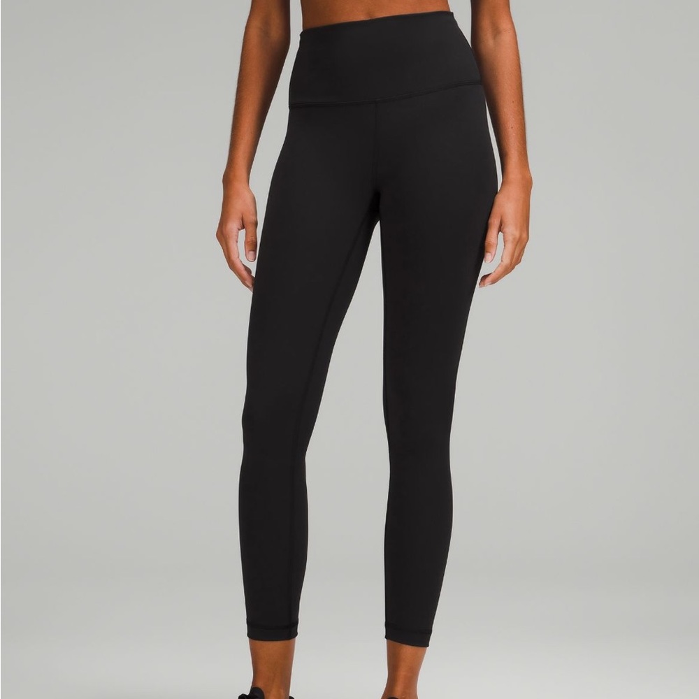 Lululemon High Rise Wunder Train 25” inseam leggings